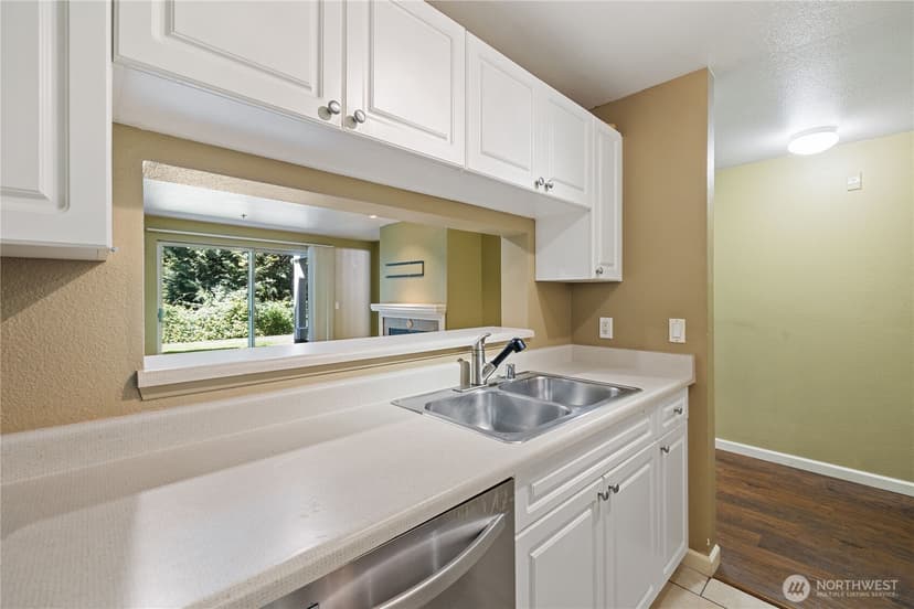 Property photo for 23301 Cedar Way #U102, Mountlake Terrace photo 8