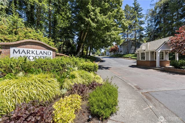 Property photo for 23301 Cedar Way #U102, Mountlake Terrace photo 2