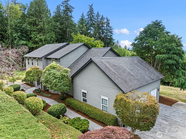 Property photo for 2606 NE Lillehammer Lane, Poulsbo photo 4