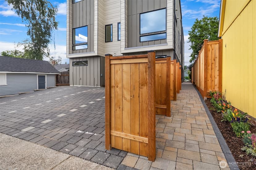 Property photo for 4351 SW Willow Street, Seattle photo 31