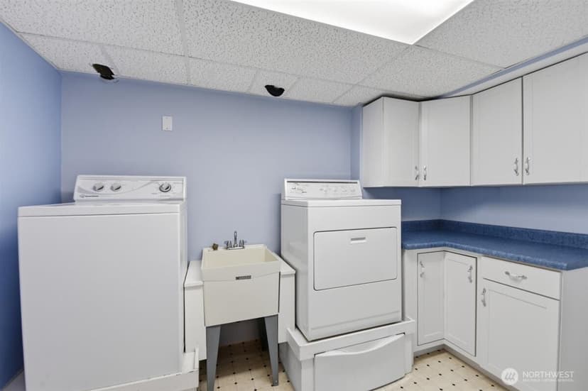Property photo for 3622 Olympic Boulevard W, University Place photo 33