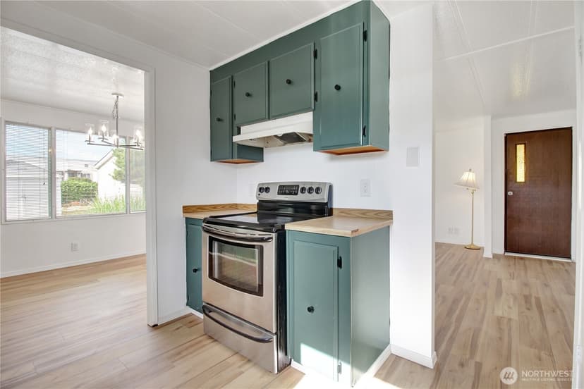 Property photo for 5001 180th Street SW #10, Lynnwood photo 15