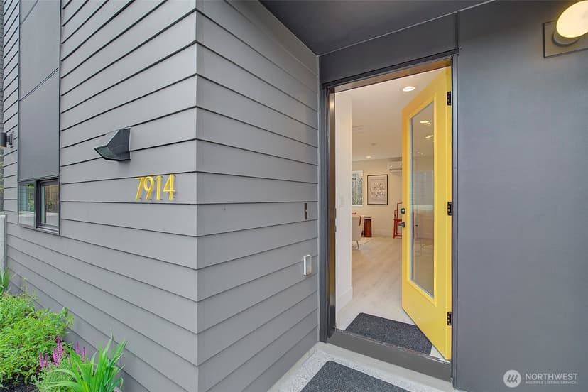 Property photo for 7914 34th Avenue SW, Seattle photo 5