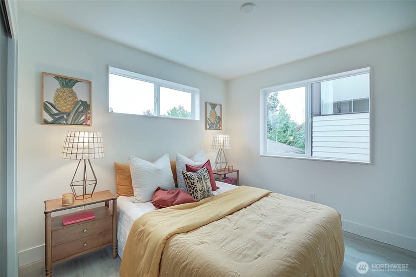 Property photo for 7914 34th Avenue SW, Seattle photo 12