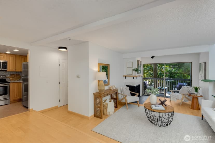 Property photo for 10919 NE 35th Place #4, Bellevue photo 2
