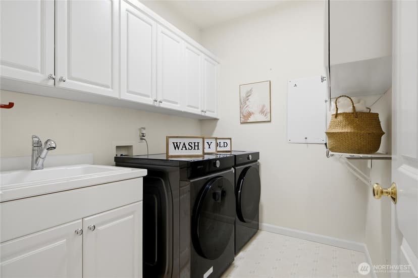 Property photo for 20705 40th Drive SE, Bothell photo 35