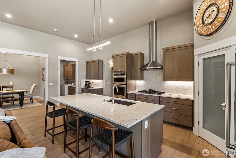Property photo for 6105 132nd Street Ct NW, Gig Harbor photo 4