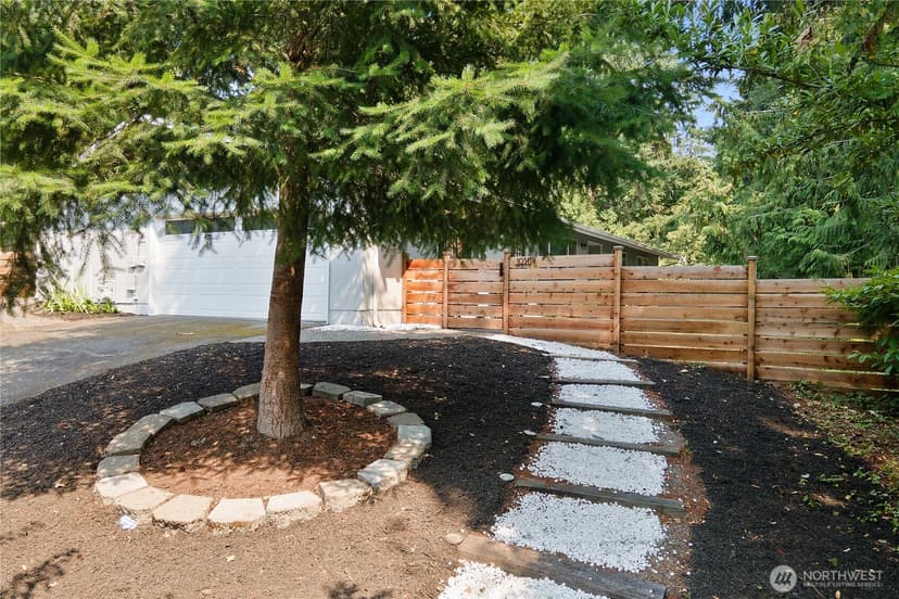 Property photo for 10511 Cedrona Street SW, Lakewood photo 21