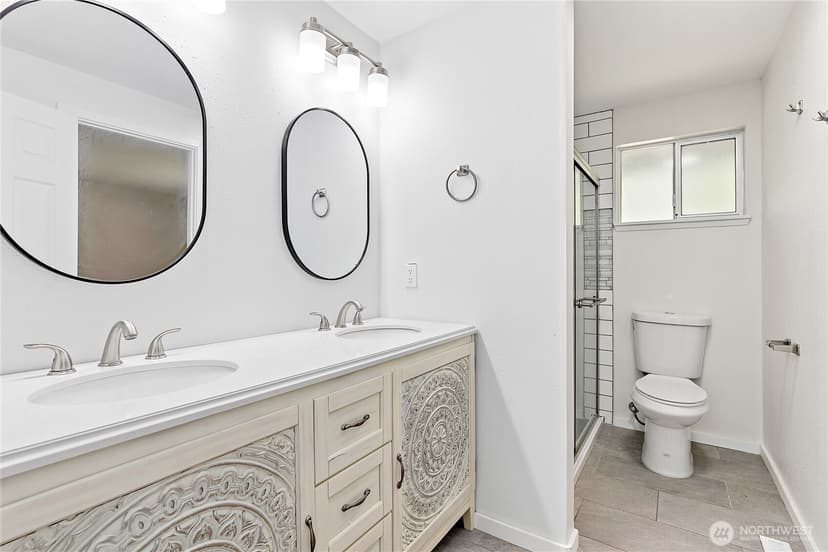 Property photo for 10511 Cedrona Street SW, Lakewood photo 17