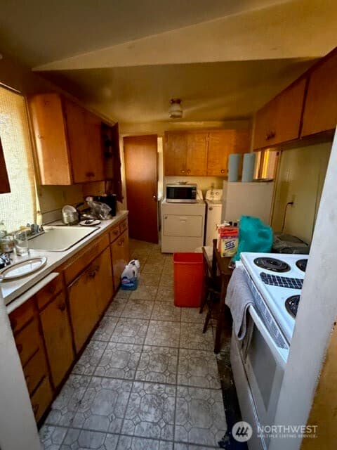 Property photo for 1715 146th Avenue SE, Bellevue photo 5