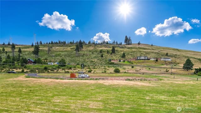 Property photo for 1541 Bettas Road, Cle Elum photo 5