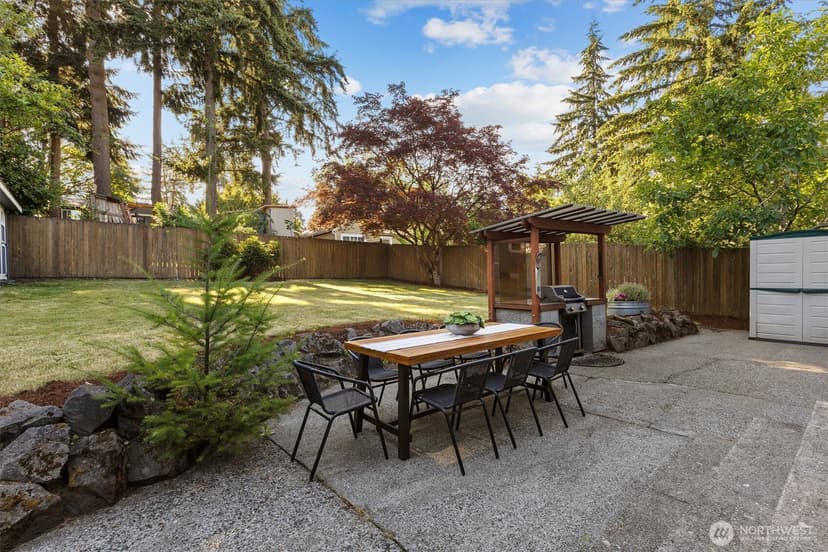 Property photo for 15837 7th Avenue SW, Burien photo 23