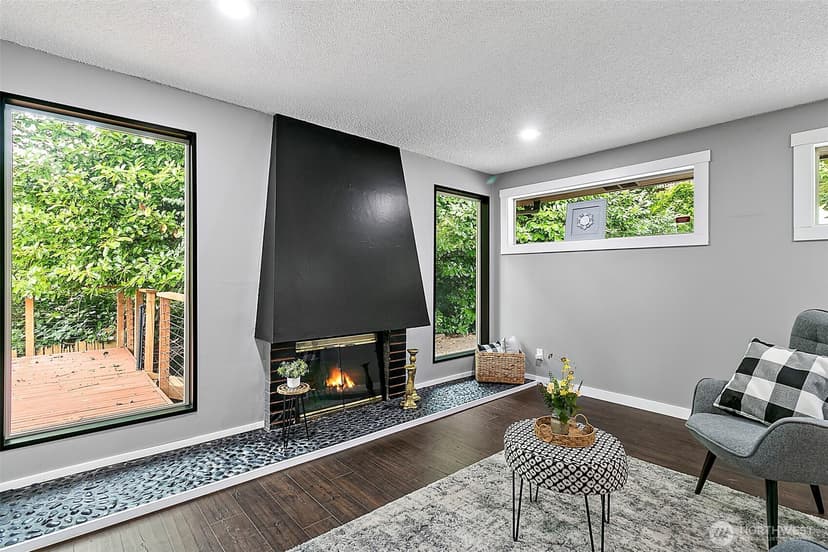 Property photo for 9656 Beacon Avenue S, Seattle photo 5