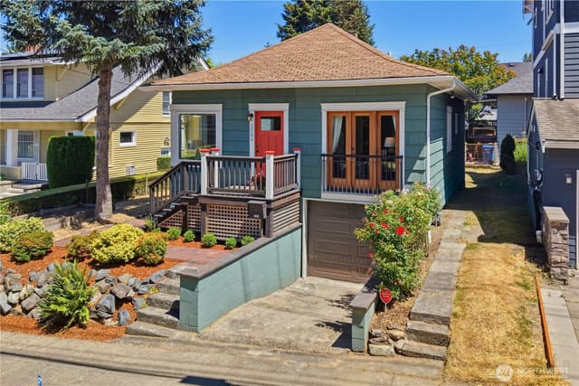 Property photo for 2204 3rd Avenue W, Seattle
