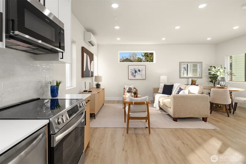 Property photo for 1411 Martin Luther King Jr Way, Seattle photo 12
