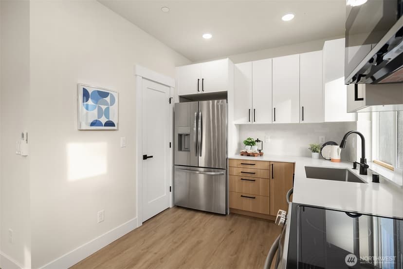 Property photo for 1411 Martin Luther King Jr Way, Seattle photo 14