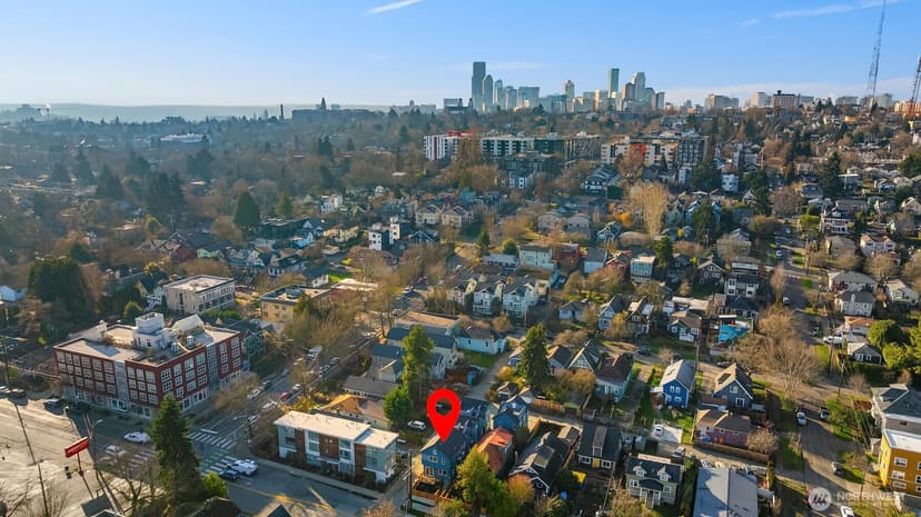 Property photo for 1411 Martin Luther King Jr Way, Seattle photo 2