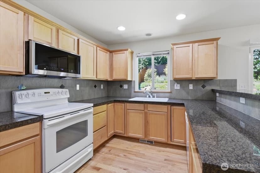 Property photo for 13906 26th Avenue W #V2, Lynnwood photo 7