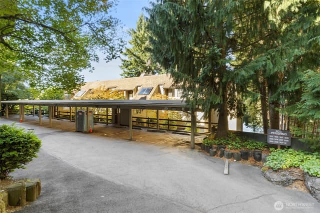 Property photo for 923 Pershing Avenue #205, Bremerton photo 3