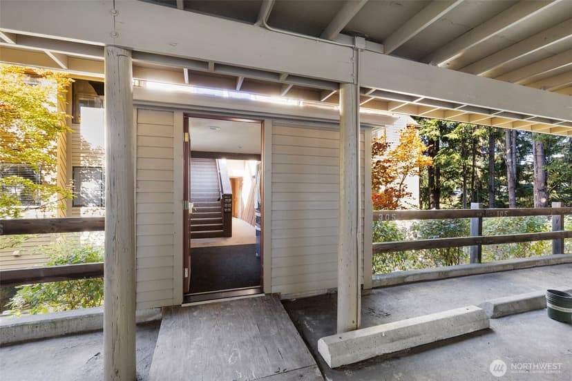 Property photo for 923 Pershing Avenue #205, Bremerton photo 4