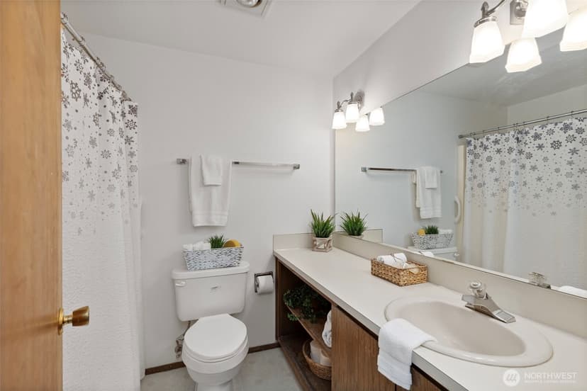 Property photo for 923 Pershing Avenue #205, Bremerton photo 22
