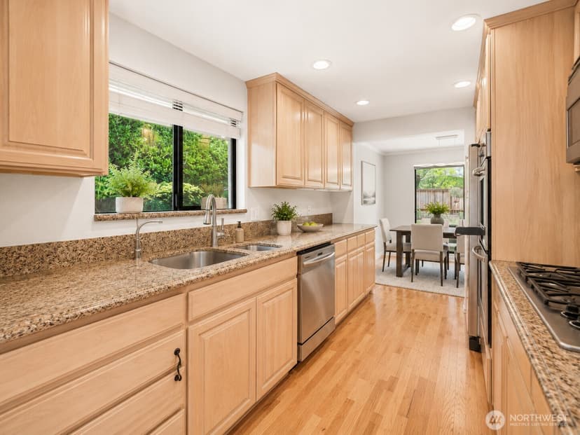 Property photo for 16405 SE 145th st, Renton photo 7