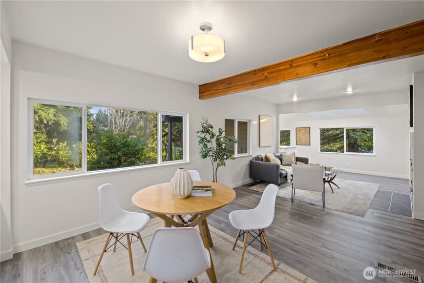 Property photo for 16518 Stone Ave N, Shoreline photo 8