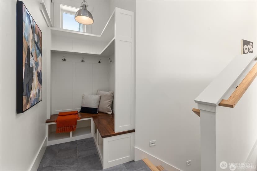 Property photo for 2629 E Valley Street, Seattle photo 17