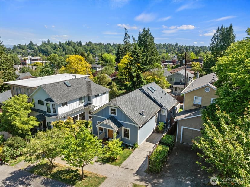 Property photo for 2629 E Valley Street, Seattle photo 34