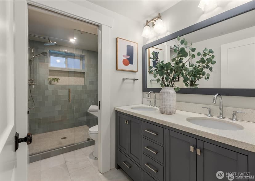 Property photo for 2629 E Valley Street, Seattle photo 26