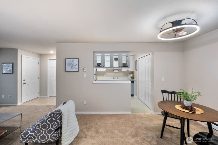 Property photo for 9494 Redmond Woodinville Road NE #B102, Redmond photo 10