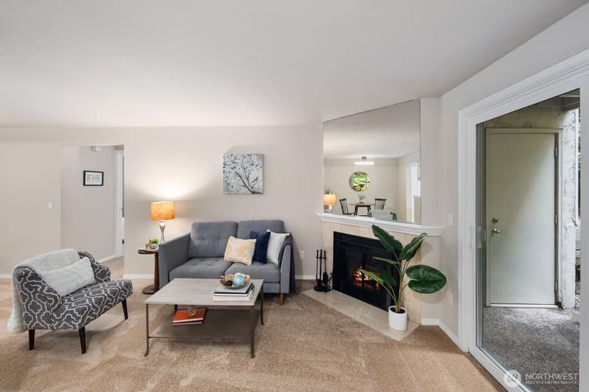 Property photo for 9494 Redmond Woodinville Road NE #B102, Redmond photo 5