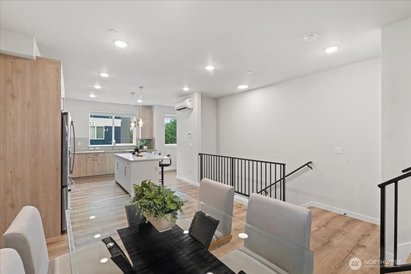 Property photo for 17335 90th Drive NE #B, Bothell photo 6