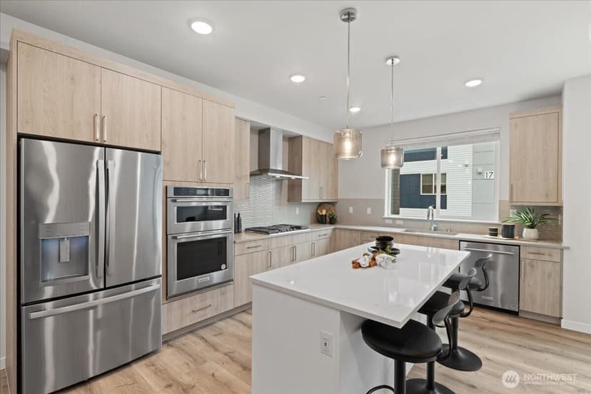 Property photo for 17335 90th Drive NE #B, Bothell photo 8