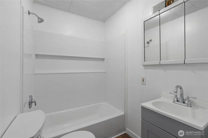 Property photo for 6166 Bethel Road SE, Port Orchard photo 15