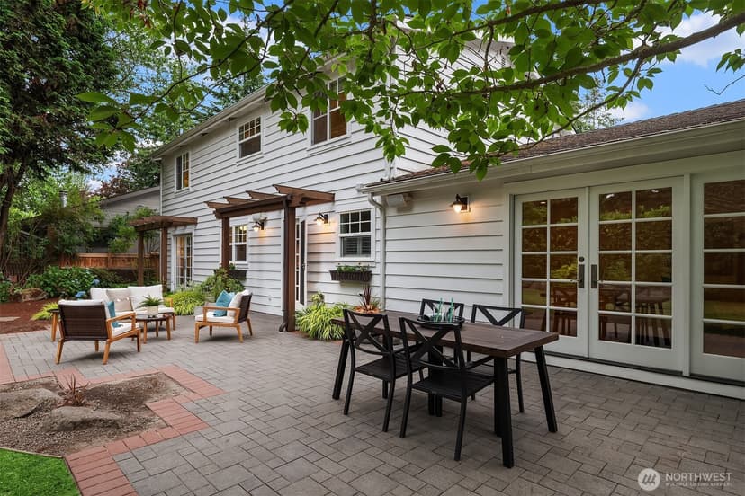 Property photo for 4712 90th Avenue SE, Mercer Island photo 29