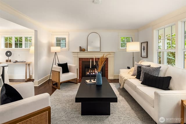 Property photo for 4712 90th Avenue SE, Mercer Island photo 5