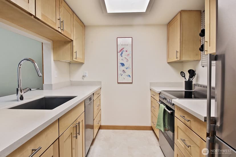 Property photo for 137 4th Street #A2, Langley photo 8