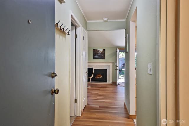 Property photo for 137 4th Street #A2, Langley photo 3
