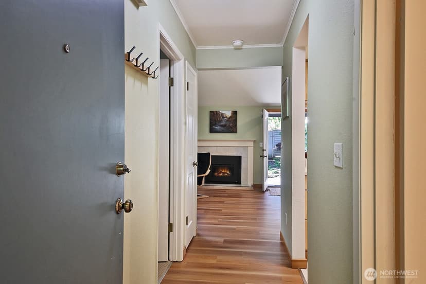 Property photo for 137 4th Street #A2, Langley photo 3