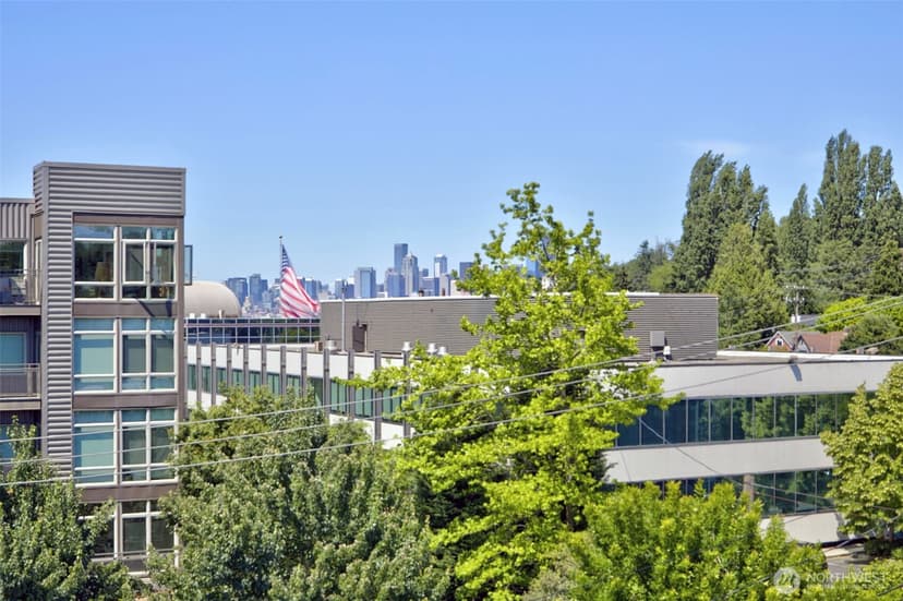 Property photo for 4107 25th Avenue SW, Seattle photo 30