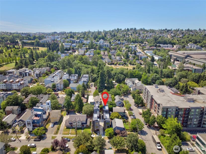 Property photo for 4107 25th Avenue SW, Seattle photo 32