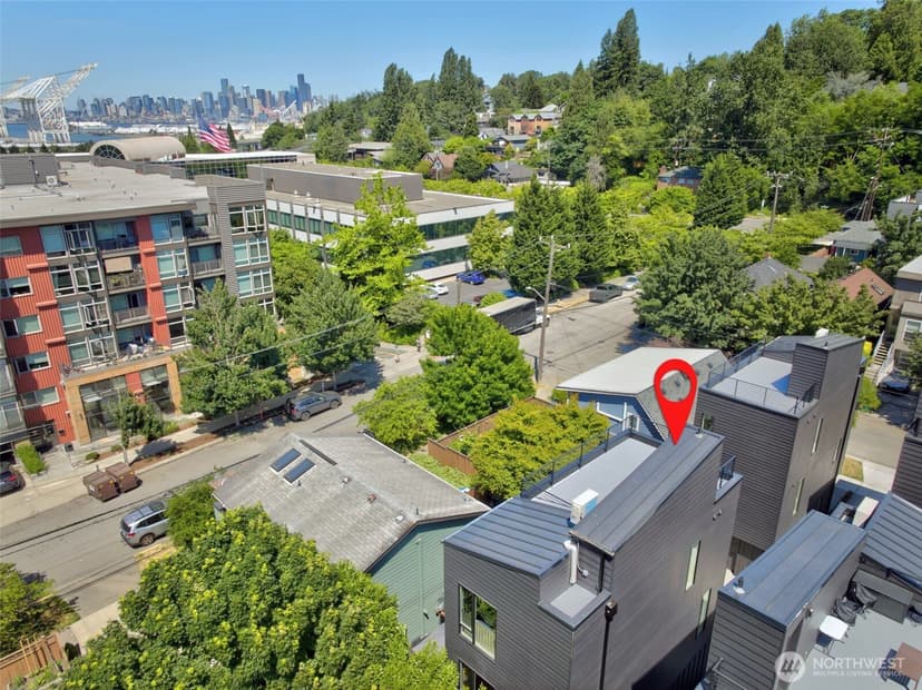 Property photo for 4107 25th Avenue SW, Seattle photo 31