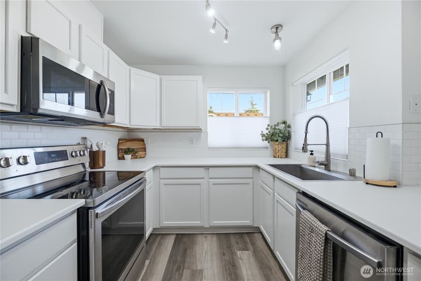Property photo for 6209 Isaac Avenue SE #E, Auburn photo 7