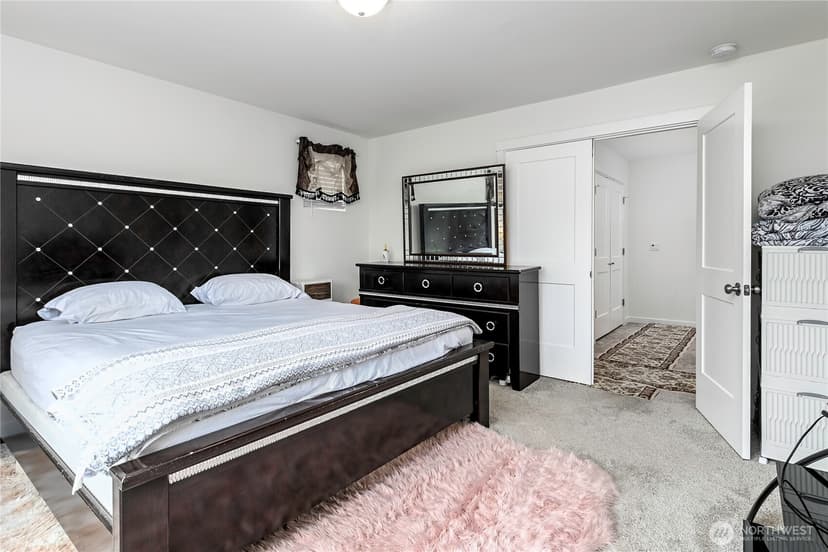 Property photo for 11512 3rd Place W #B, Everett photo 18