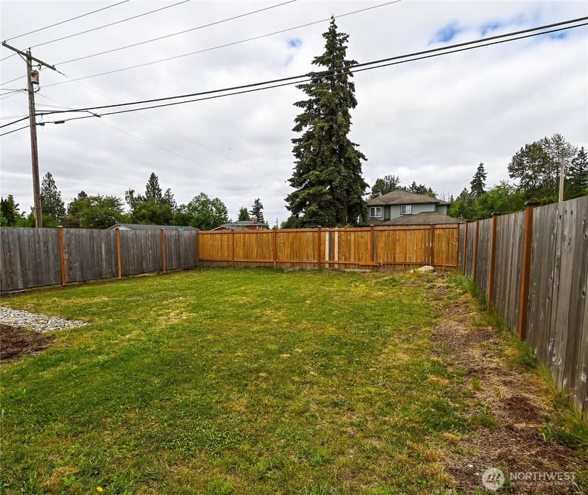 Property photo for 11512 3rd Place W #B, Everett photo 25
