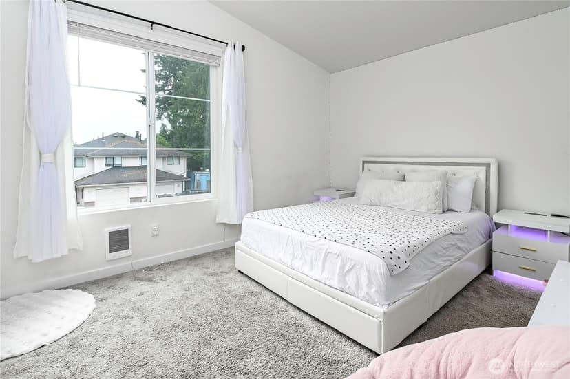 Property photo for 11512 3rd Place W #B, Everett photo 13