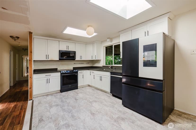 Property photo for 7300 Trica Avenue NE, Bremerton photo 6