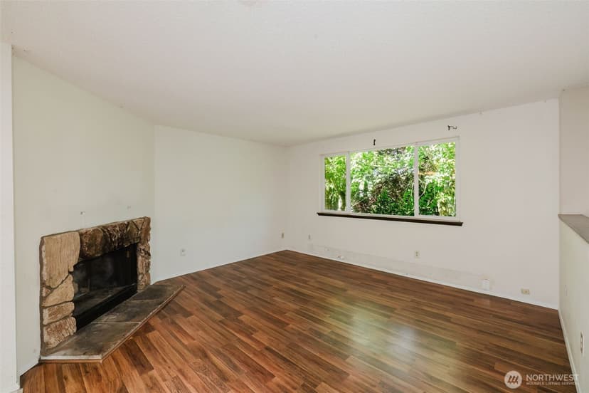 Property photo for 7300 Trica Avenue NE, Bremerton photo 9
