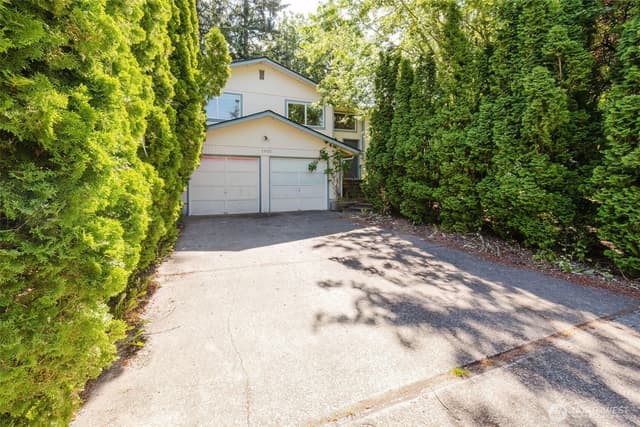 Property photo for 7300 Trica Avenue NE, Bremerton photo 2